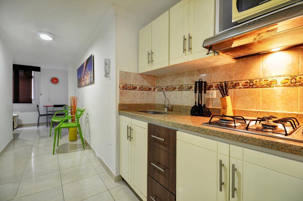 Apartamentos Amoblados Jg De La 70 Медельїн Екстер'єр фото