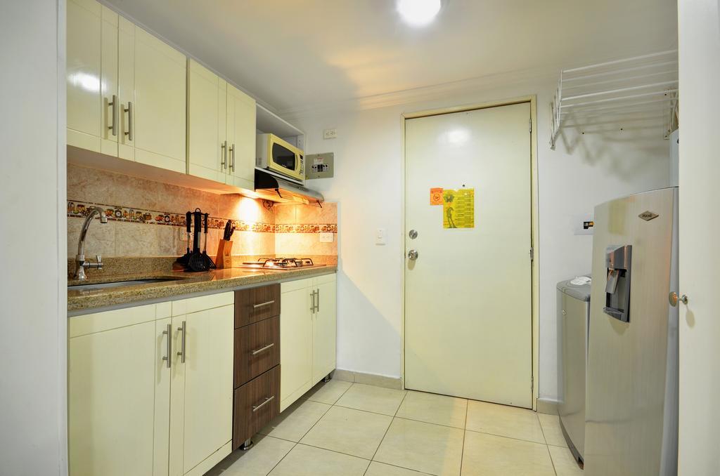 Apartamentos Amoblados Jg De La 70 Медельїн Екстер'єр фото