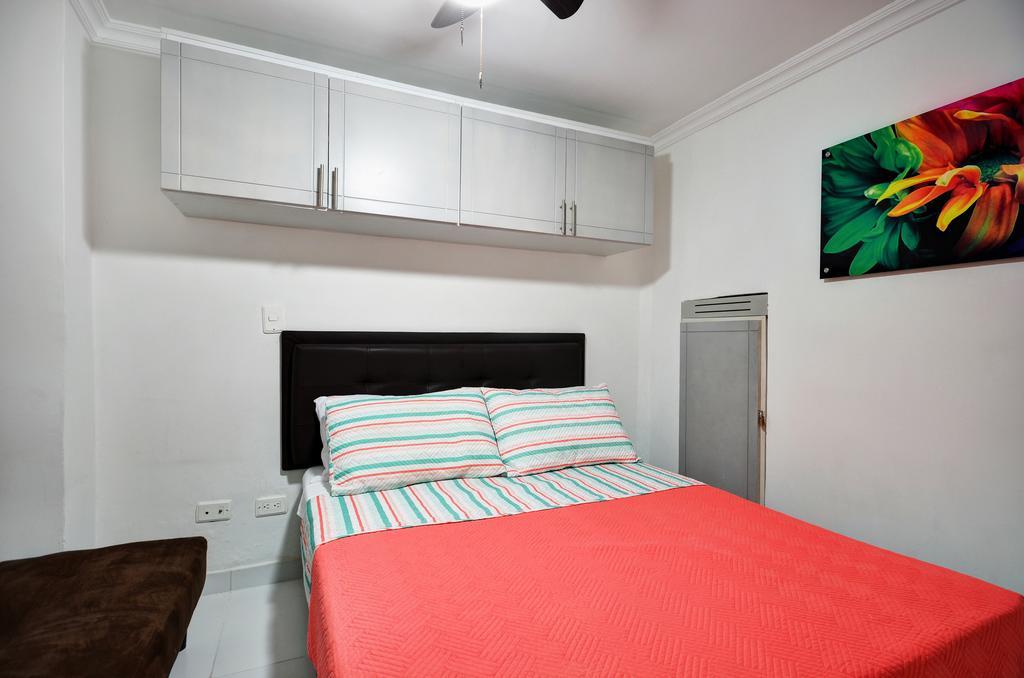 Apartamentos Amoblados Jg De La 70 Медельїн Екстер'єр фото