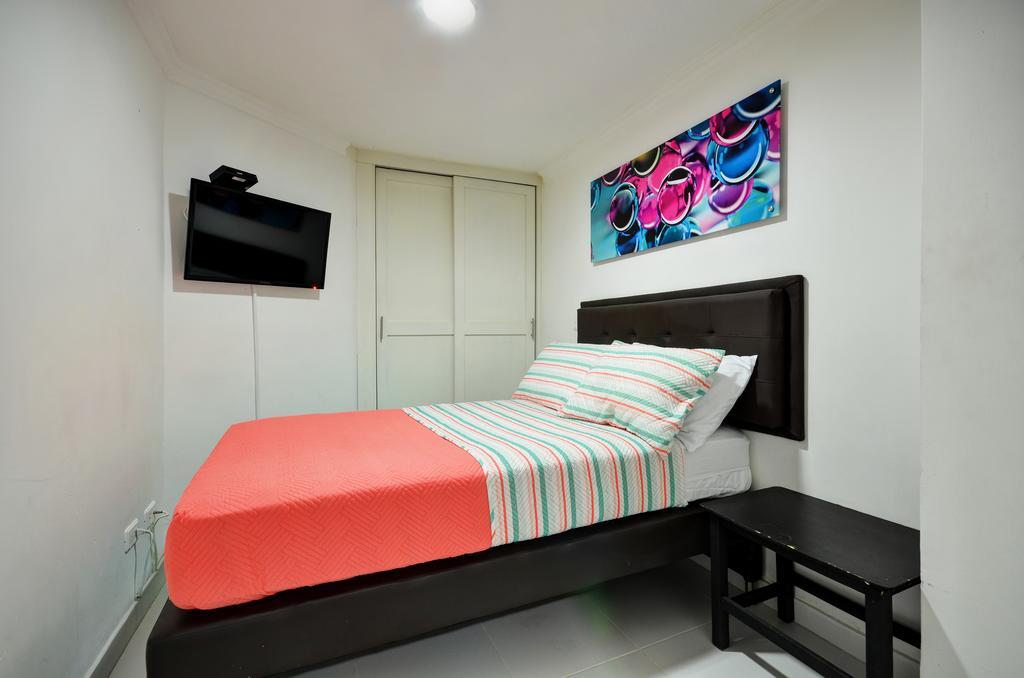 Apartamentos Amoblados Jg De La 70 Медельїн Екстер'єр фото