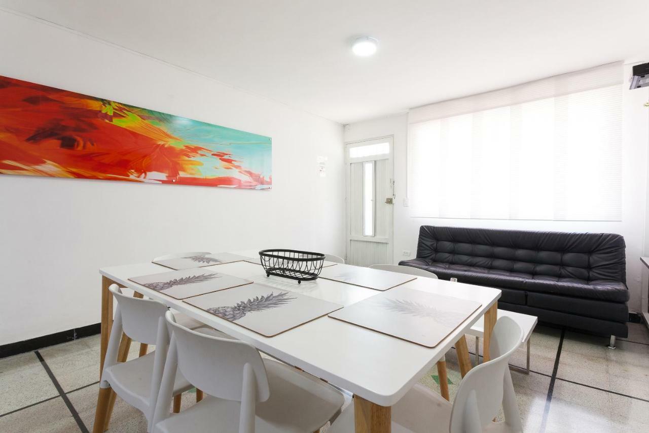 Apartamentos Amoblados Jg De La 70 Медельїн Екстер'єр фото