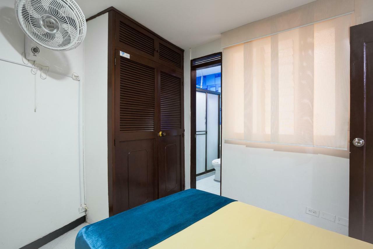Apartamentos Amoblados Jg De La 70 Медельїн Екстер'єр фото