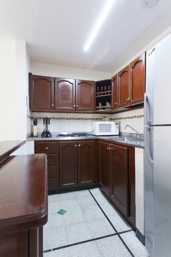 Apartamentos Amoblados Jg De La 70 Медельїн Екстер'єр фото