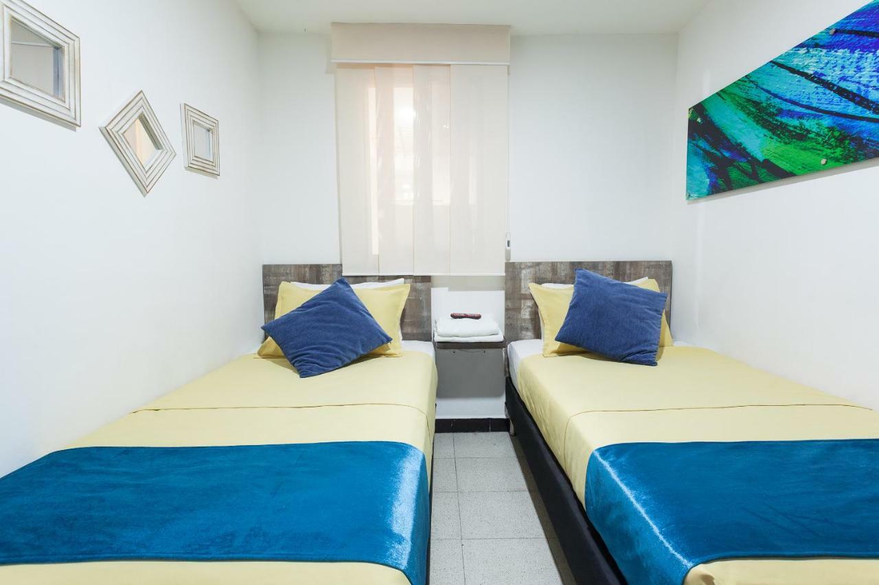 Apartamentos Amoblados Jg De La 70 Медельїн Екстер'єр фото