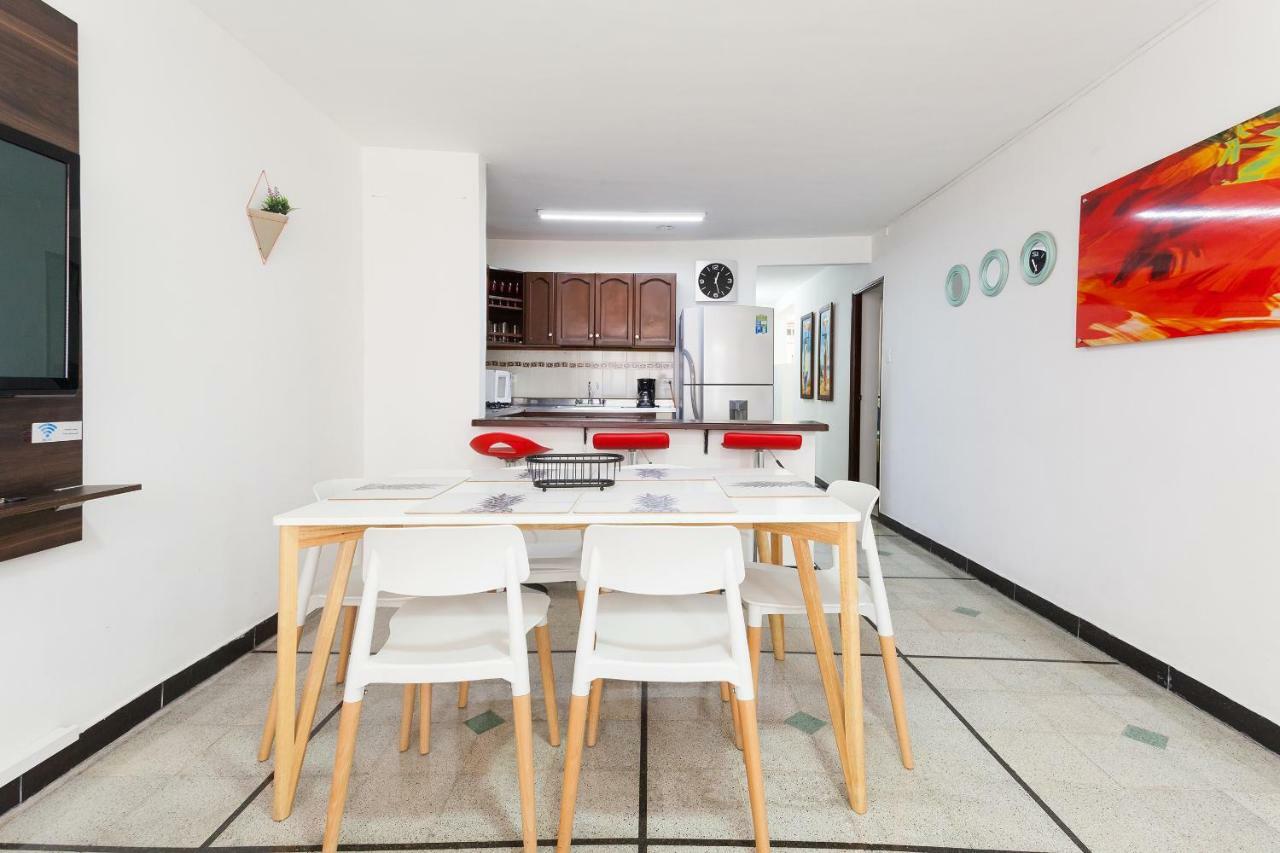 Apartamentos Amoblados Jg De La 70 Медельїн Екстер'єр фото
