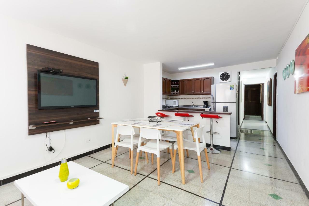 Apartamentos Amoblados Jg De La 70 Медельїн Екстер'єр фото