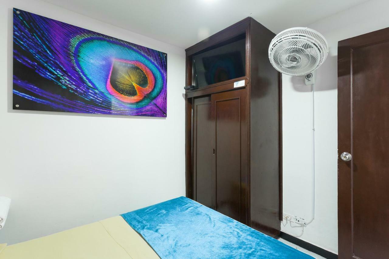 Apartamentos Amoblados Jg De La 70 Медельїн Екстер'єр фото