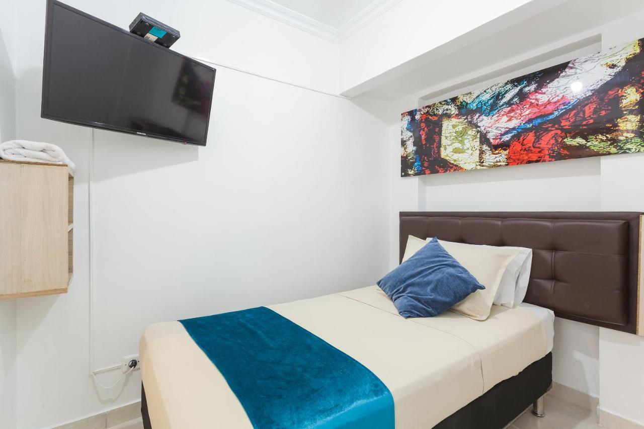 Apartamentos Amoblados Jg De La 70 Медельїн Екстер'єр фото
